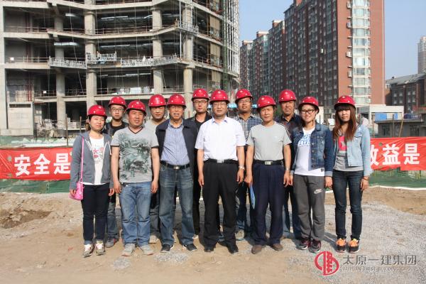 集團公司黨委授予二分公司平陽路泵站雨水改造工程“黨員先鋒工程”稱號