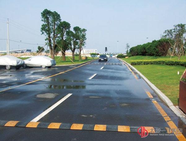 萬榮孤峰街道路