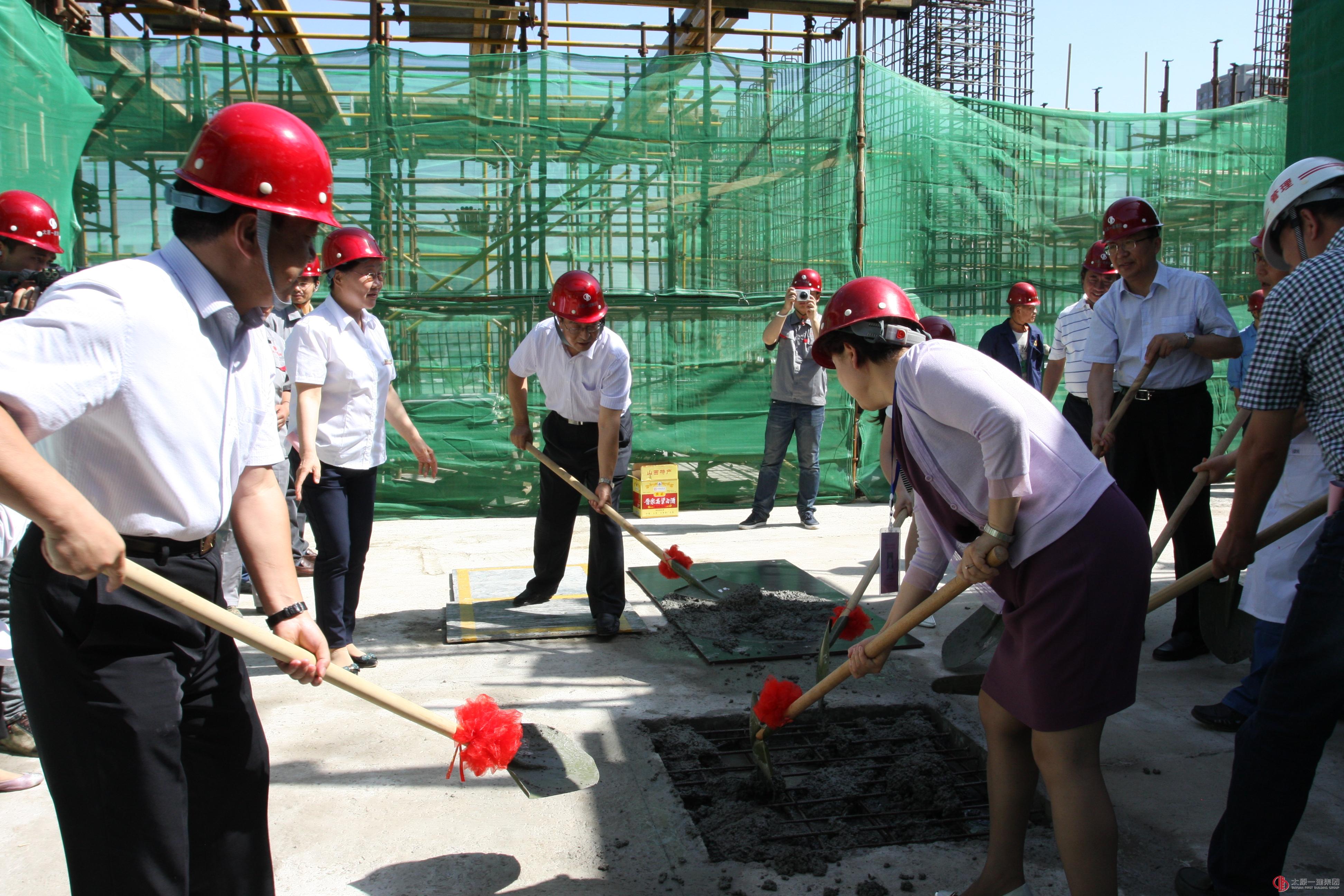 太原市婦幼保健院保健業(yè)務(wù)用房住院樓主體工程順利封頂